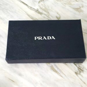 Auth PRADA Zippy Wallet Clutch+Box+Card+Dust+Tag